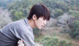 娱乐圈八卦最新爆料张凌赫,娱乐圈新晋小生恋情疑云重重